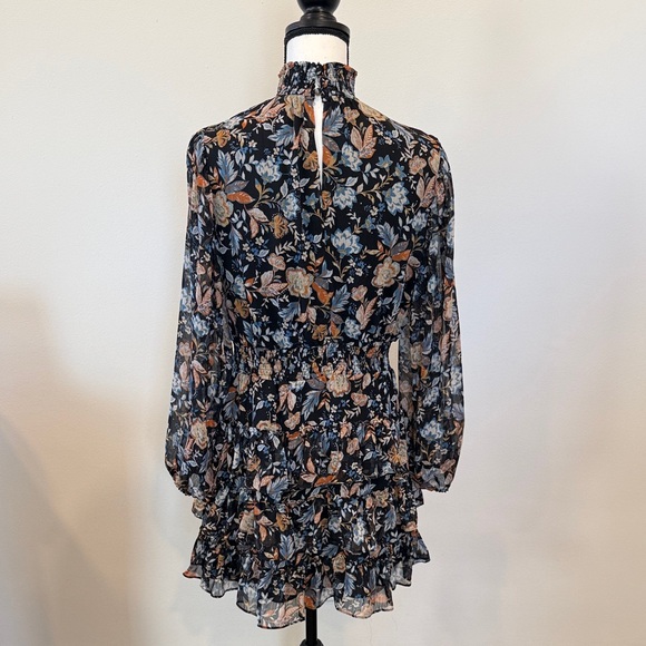 Express Long Sheer Sleeve Ruffled Floral Dress Size Medium - Picture 9 of 14